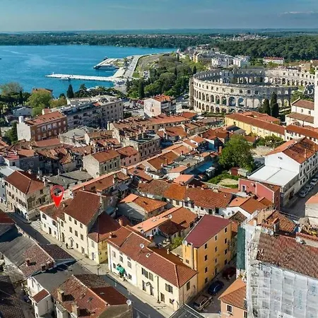 Suncani Krovovi Apartmán *