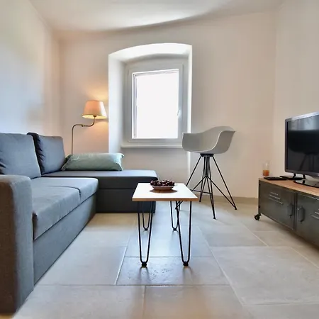 Suncani Krovovi Apartmán *